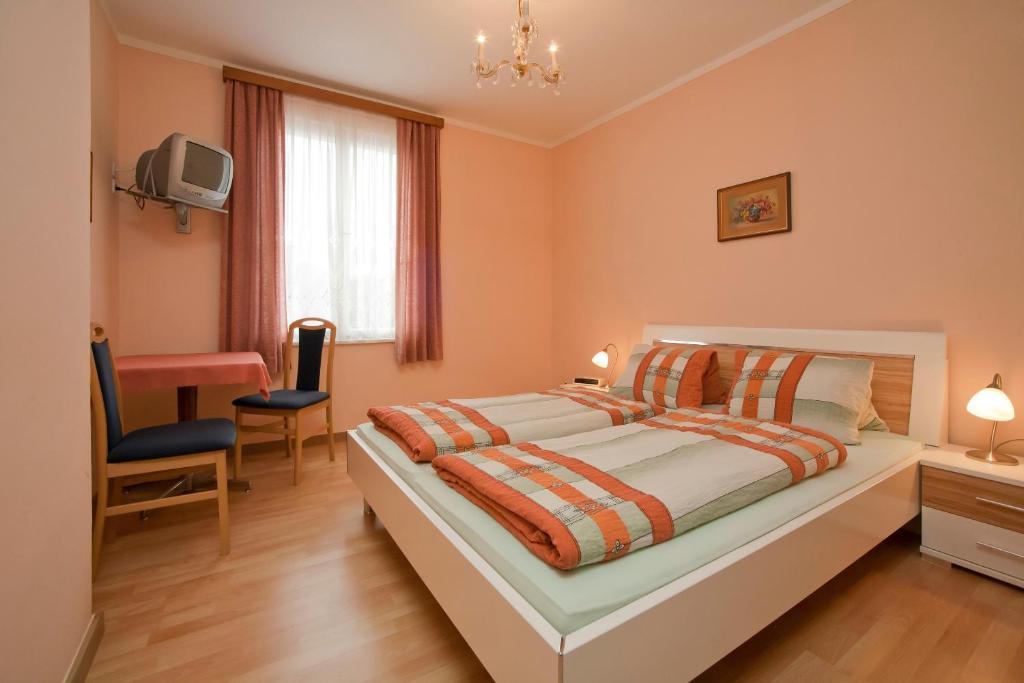 Hotel Glocknerhof Pörtschach am Wörthersee 客房 照片